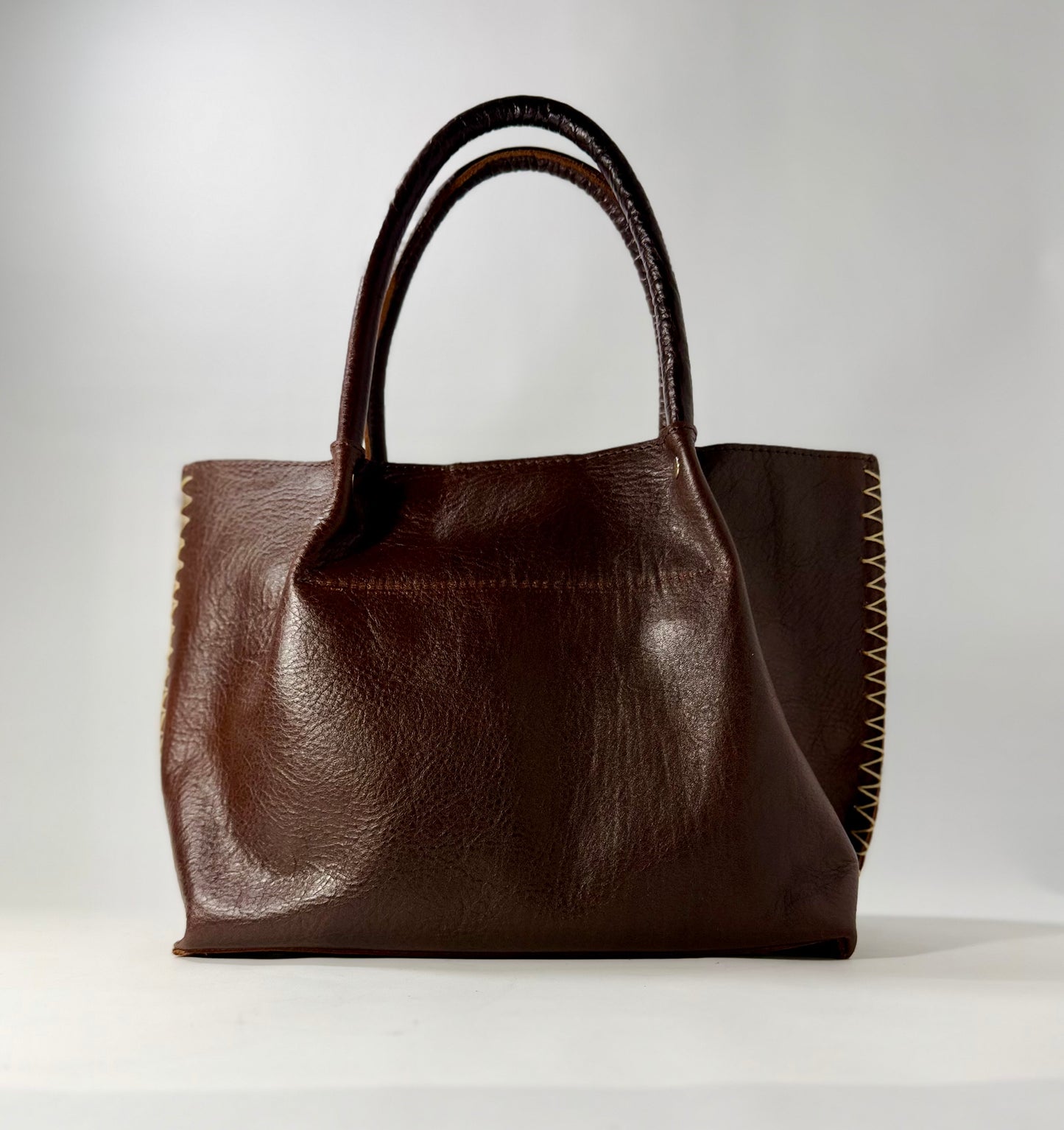 Tierra Oscura Tote